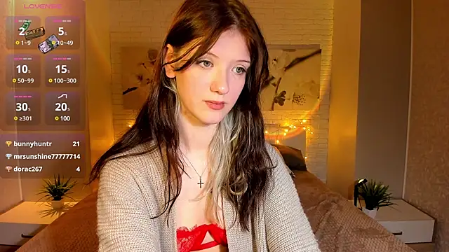 Lina Vi online show from 03.19.25