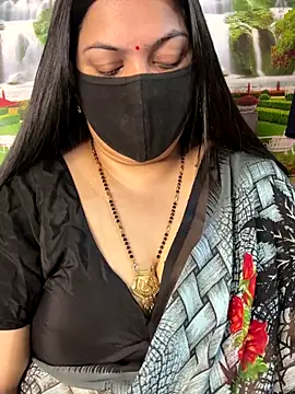 FlatVincy4 online show from 11.13.25