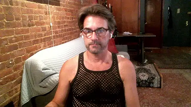 Johnny Bottoms online show from 09.27.25