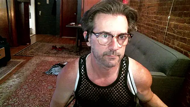 Snapshot of Johnny_Bottoms chatting on 05.23.26 Johnny Bottoms online show from 05.23.26