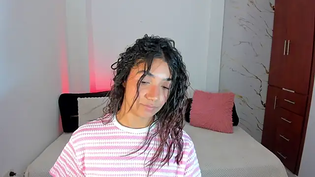 martina roldam online show from 05.21.26