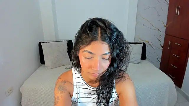 Snapshot of martina_roldam chatting on 07.01.26 martina roldam online show from 07.01.26