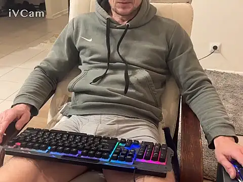 Snapshot of garihazar chatting on 10.31.25 garihazar online show from 10.31.25