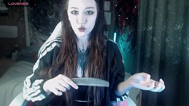 chloe crystall killer online show from 05.08.26