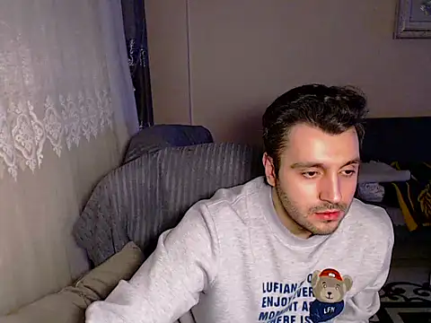 handsomeee04 online show from 02.22.25