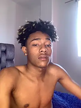 Snapshot of Boy_cock18 chatting on 12.20.24 Boy cock18 online show from 12.20.24