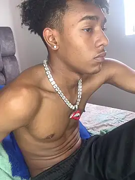 Snapshot of Boy_cock18 chatting on 12.24.24 Boy cock18 online show from 12.24.24
