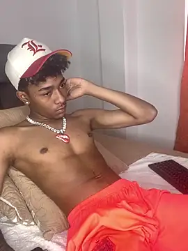 Snapshot of Boy_cock18 chatting on 01.20.25 Boy cock18 online show from 01.20.25