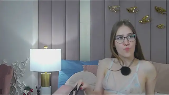 SashaMeow online show from 03.22.25