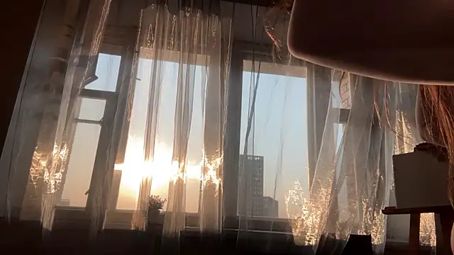 eva varnerr online show from 03.11.26