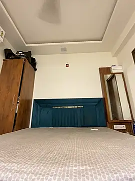 ahista online show from 04.17.26