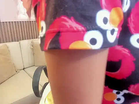 Daphne Fox  online show from 11.12.25