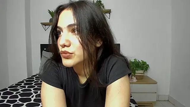 Snapshot of naughty_1girl chatting on 02.24.25 naughty 1girl online show from 02.24.25