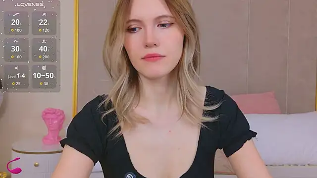 NellieLoyns online show from 07.10.26