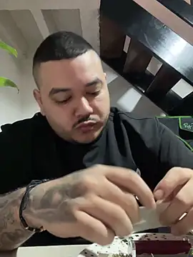 El Titan1998 online show from 01.18.25