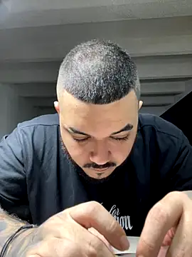 El Titan1998 online show from 09.11.25