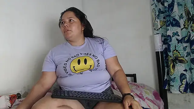 kariragapeass18 online show from 01.05.25