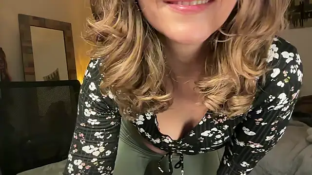 leahsparkles online show from 11.19.25