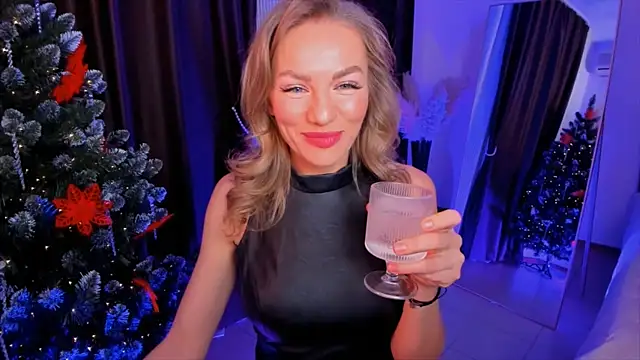 Oliva Candy online show from 01.11.25