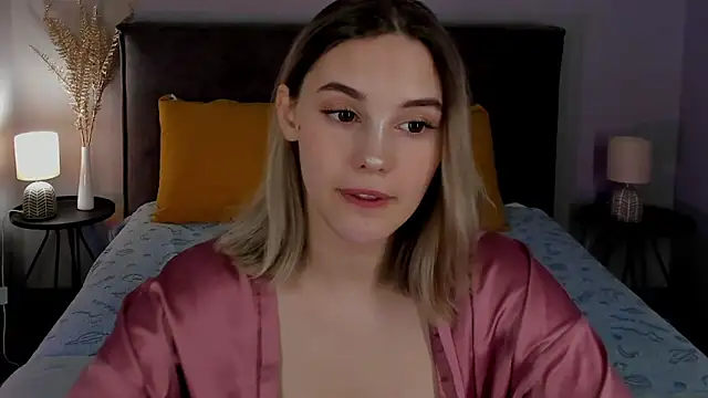 Snapshot of AngelicaKleee chatting on 01.16.25 AngelicaKleee online show from 01.16.25