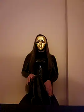 NoraInMask online show from 02.23.25