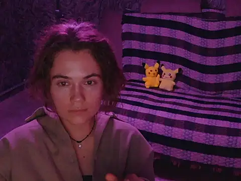 Snapshot of CurlyNed chatting on 12.21.24 CurlyNed online show from 12.21.24