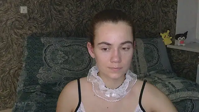 Snapshot of CurlyNed chatting on 01.10.25 CurlyNed online show from 01.10.25