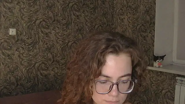 Snapshot of CurlyNed chatting on 01.16.25 CurlyNed online show from 01.16.25