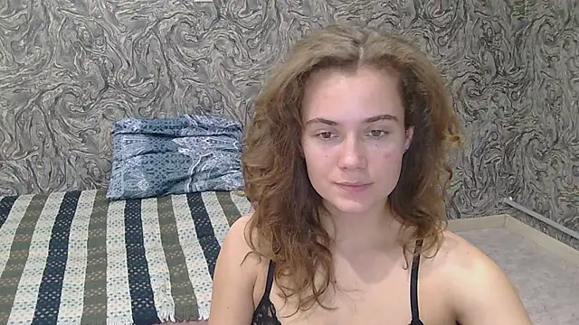 Snapshot of CurlyNed chatting on 01.27.25 CurlyNed online show from 01.27.25