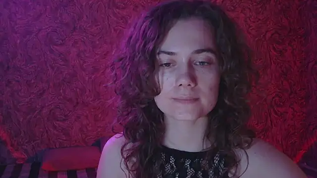 Snapshot of CurlyNed chatting on 02.19.25 CurlyNed online show from 02.19.25