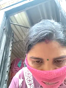 Snapshot of sweet_suman chatting on 11.20.25 sweet suman online show from 11.20.25