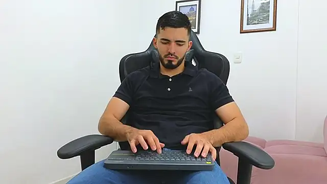 Massimoo 07 online show from 01.25.25