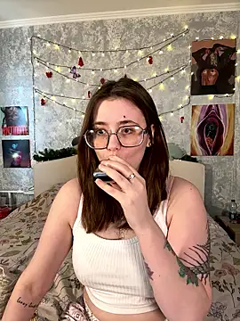 Snapshot of Sabrina_shells chatting on 01.10.26 Sabrina shells online show from 01.10.26