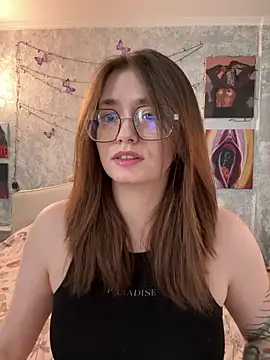 Snapshot of Sabrina_shells chatting on 02.25.26 Sabrina shells online show from 02.25.26