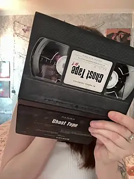 Snapshot of Sabrina_shells chatting on 02.26.26 Sabrina shells online show from 02.26.26