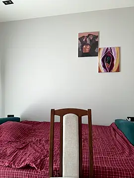 Sabrina shells online show from 04.16.26