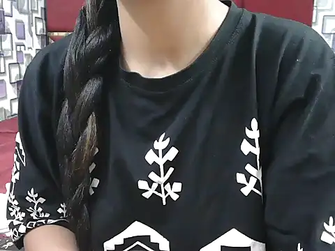 Somiya87 online show from 10.16.25