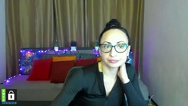 Arianasweety23 online show from 01.17.25