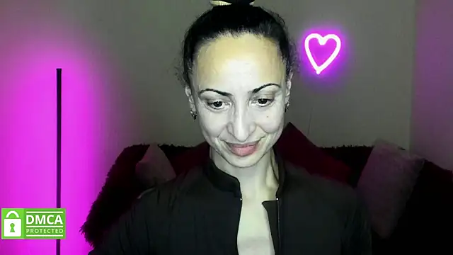 Arianasweety23 online show from 10.16.25