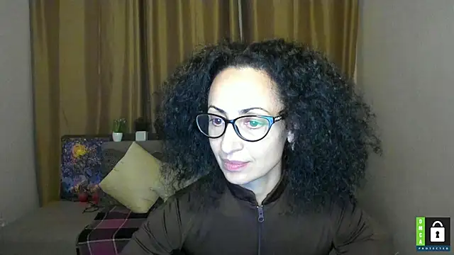 Arianasweety23 online show from 11.19.25