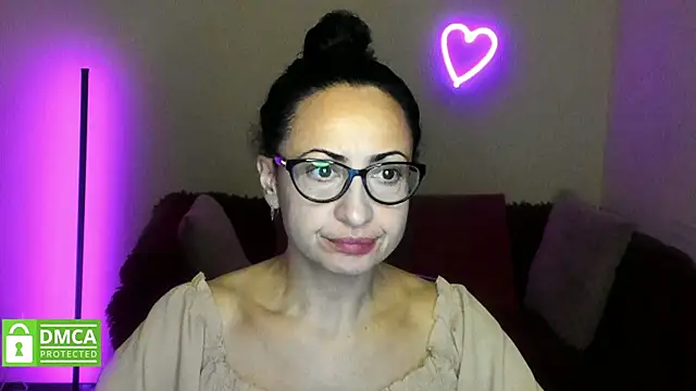 Arianasweety23 online show from 11.24.25