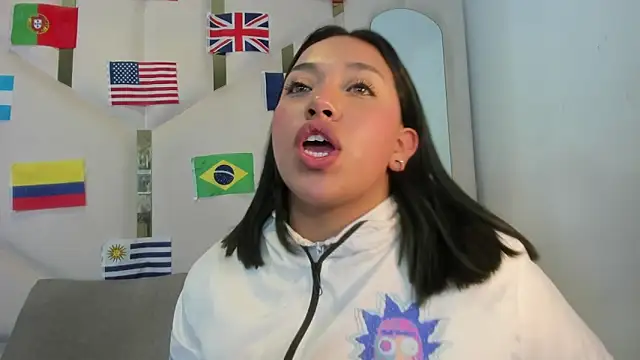 IsabellRodriguez18 online show from 06.14.26