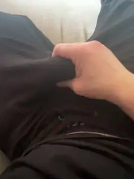 22TT2295 online show from 02.05.25