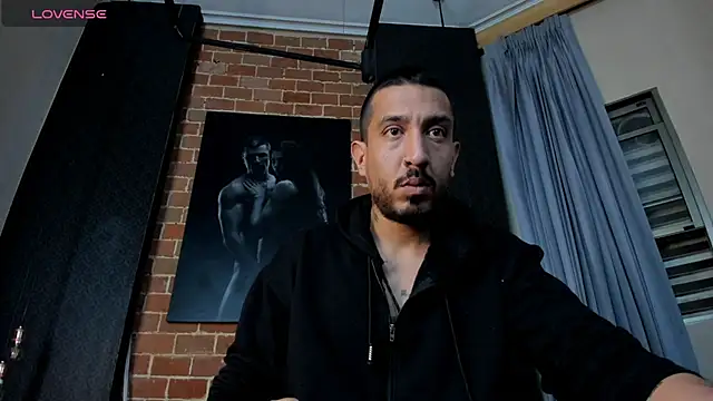 Snapshot of AntonAndSofii chatting on 01.31.25 AntonAndSofii online show from 01.31.25