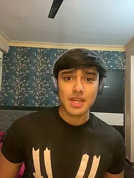 Snapshot of sunny49477 chatting on 12.26.24 sunny49477 online show from 12.26.24