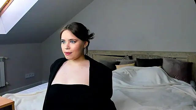 Snapshot of EricaElliott chatting on 03.15.25 EricaElliott online show from 03.15.25