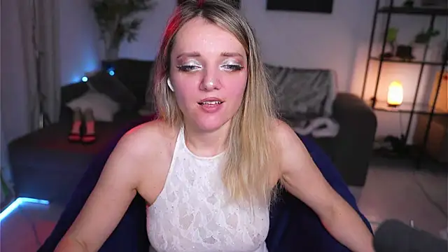 Magnetic Amy online show from 02.08.25