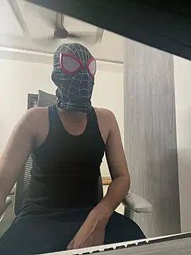 Snapshot of thewhitedickboyx1 chatting on 01.13.25 thewhitedickboyx1 online show from 01.13.25