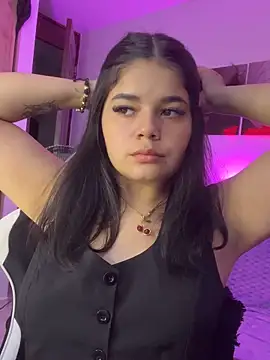 Snapshot of pretty_angela1 chatting on 09.26.25 pretty angela1 online show from 09.26.25