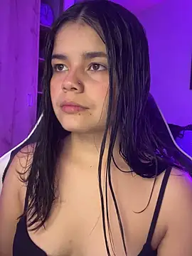 Snapshot of pretty_angela1 chatting on 10.17.25 pretty angela1 online show from 10.17.25